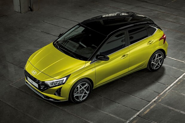 Hyundai i20 po faceliftu. Více hybridů, méně baroka