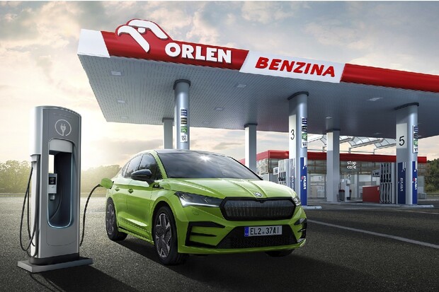 Škoda Auto a ORLEN Unipetrol společně rozšíří síť rychlonabíjecích stanic