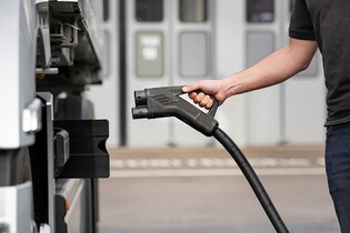 V Evropě vzniká nová nabíjecí síť pro kamiony, počítá se i s Českem