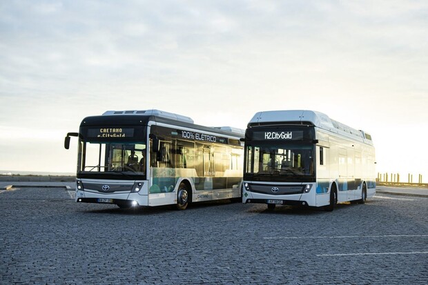 Toyota dodá 60 vodíkových autobusů H2.City Gold pro Štrasburk