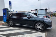 Test Reálná spotřeba elektrické energie a dojezd Mercedesu-Benz EQS SUV 450 4Matic – Zaostřeno na spotřebu