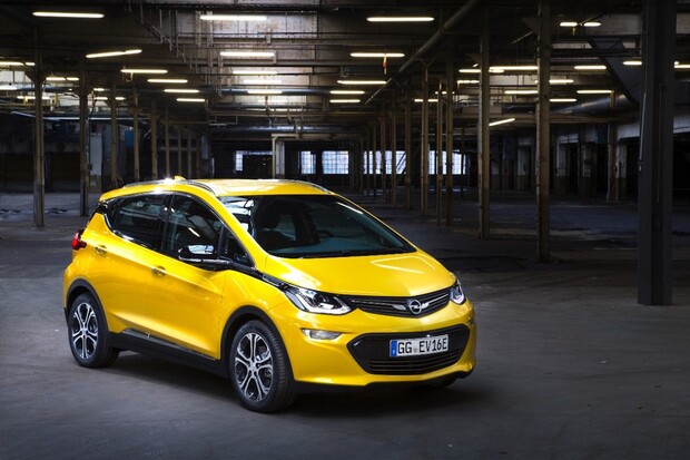 Kolik reálně ujede Opel Ampera-e?