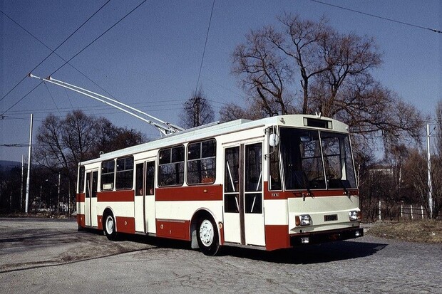 Skončila velká trolejbusová legenda. Ubránila ekologickou dopravu, podívala se do USA