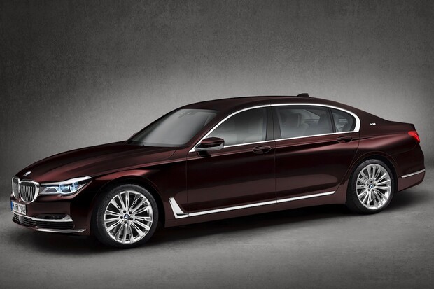 BMW provede první výsadek testovacích autonomních vozů