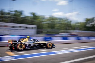 Podváděl DS Penske, nebo ne? Dělají z nás kriminálníky, zlobí se Vergne 