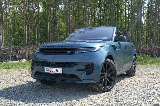 Range Rover ladí svůj první elektromobil. Konkurence to bude mít těžké