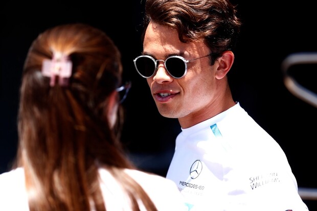 Přestupy: de Vries největším lákadlem, změny hlásí McLaren i Nissan