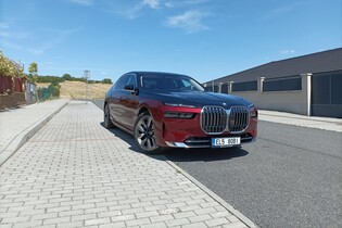 BMW 750e xDrive