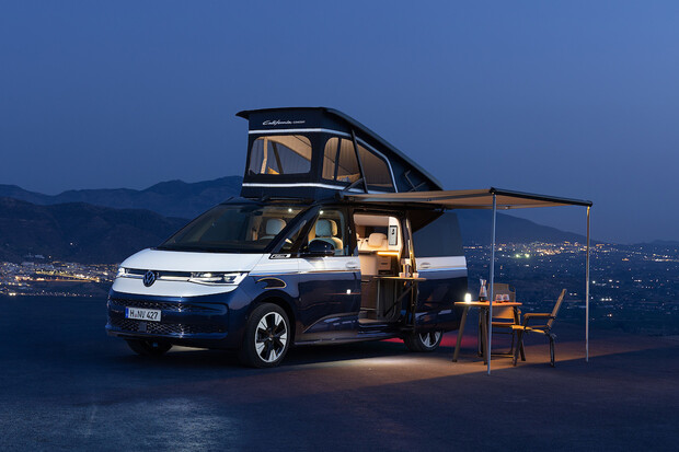 Revoluce mezi obytnými vozy: Volkswagen California Concept jako plug-in hybrid
