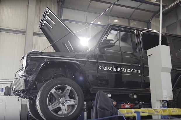 Podívejte se, jak probíhala přestavba „Géčka“ pro Arnolda