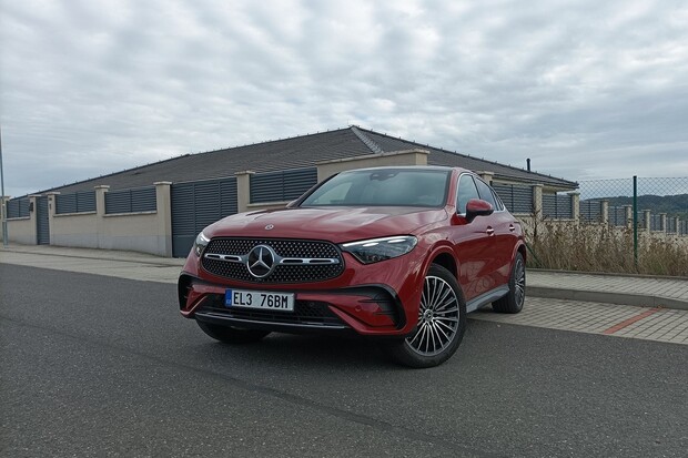 Mercedes-Benz GLC Coupe 300 de 4Matic (2023)