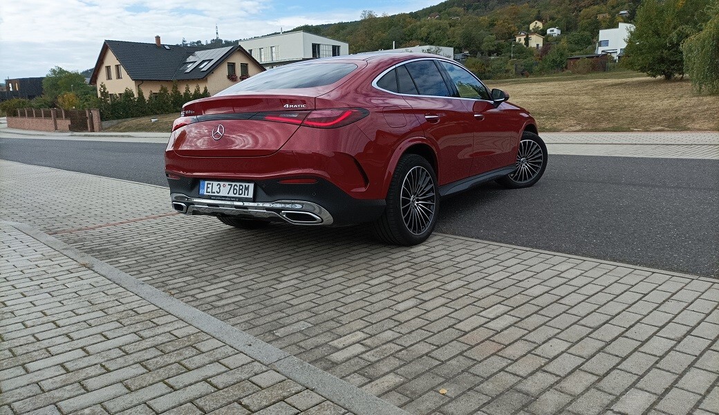 Mercedes-Benz GLC Coupe 300 de 4Matic (2023)