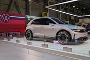 Co ukáže Volkswagen, Cupra a VW Užitkové vozy? Nahlédli jsme do expozice VW Group