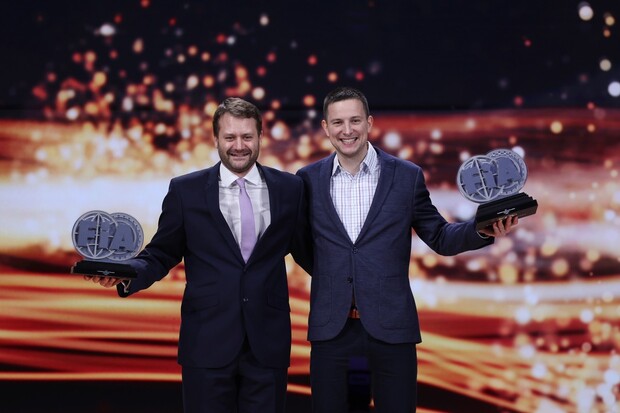 Češi v Baku převzali titul mistrů světa v eco-rally