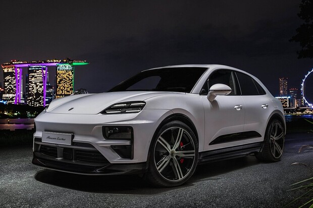 Porsche Macan EV už má české ceny. Je-libo kožené desky na manuál za 19 tisíc?