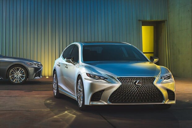 Lexus pravděpodobně přijde s vodíkovým, plug-in hybridním i elektrickým LS