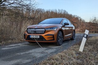 Testujeme modernizované verze Škody Enyaq