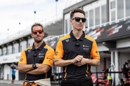 McLaren zaskočil favority. Jezdí nejefektivněji a může promluvit do bojů o titul