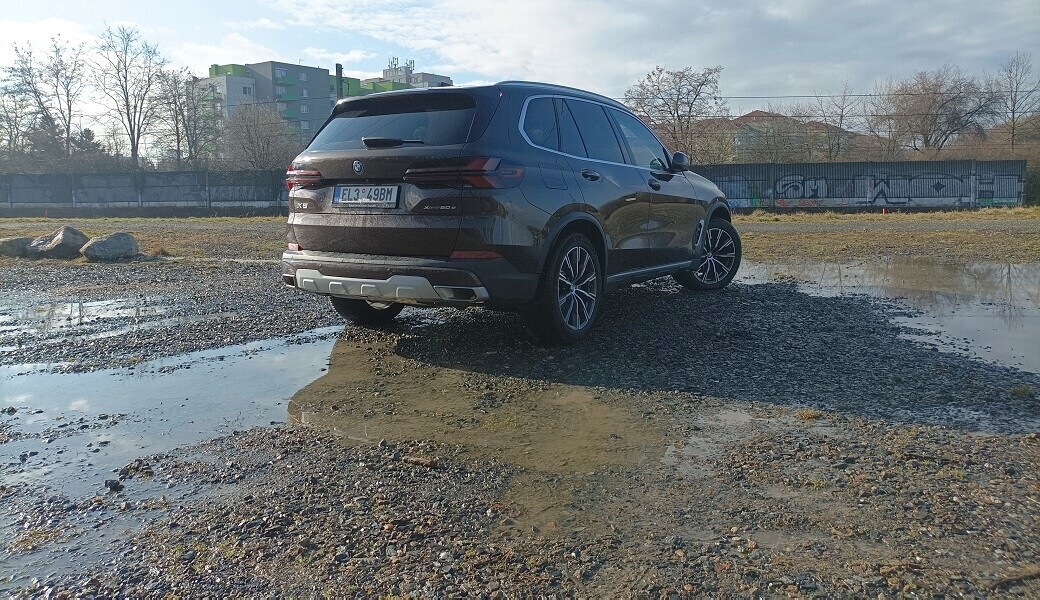 BMW X5 xDrive50e (2024)