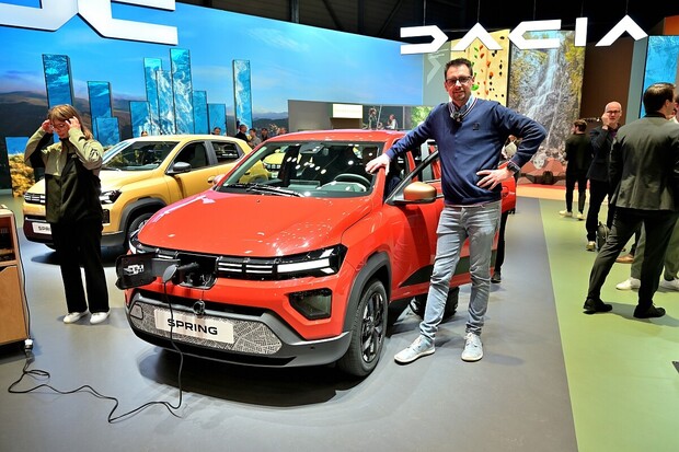 Dacia Spring na vlastní oči a ruce