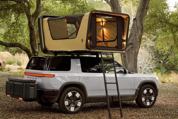 Rivian R2 přichází, z jedné premiéry jsou hned tři