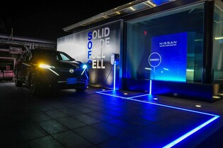 Nissan testuje výkonnou nabíječku, která si sama vyrábí proud