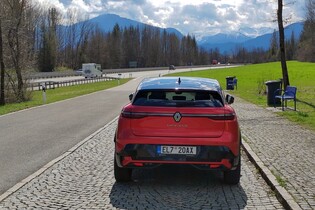 Do Alp a zpět elektromobilem