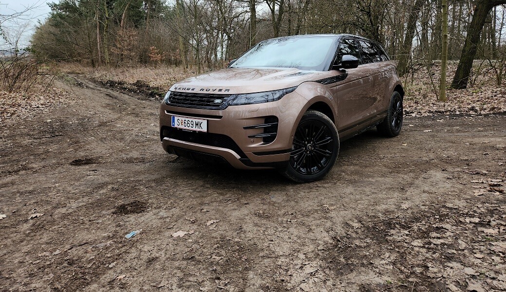 Range Rover Evoque D200 SE (MHEV)