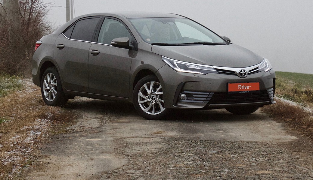 Auta a mobily: Toyota Corolla