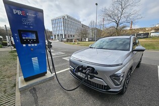 Konec vandalismu a krádežím. Nabíjecí kabel od firmy ChargePoint vydrží mnohé