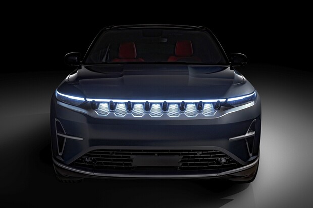 Stellantis vrací do hry spalovací motory, má v tom velkou výhodu