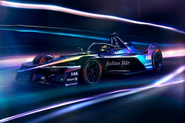 Nový facelift FE odhalen. Ve zrychlení předčí o 30 % i vozy F1, zlepší se trakce