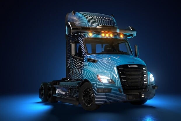 Daimler Truck představil plně autonomní kamion. Vyrábět jej chce za tři roky