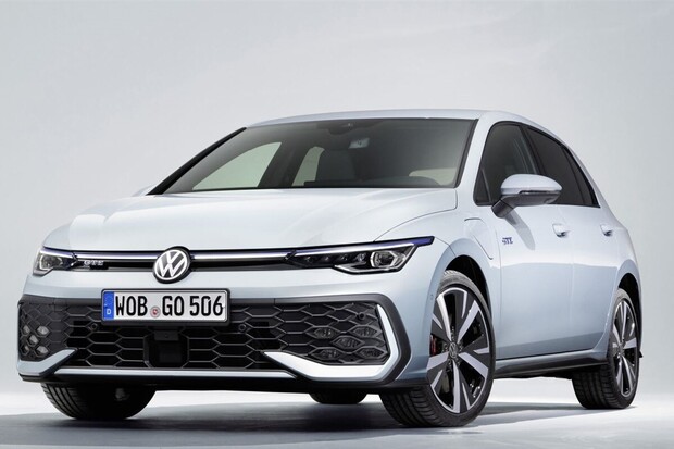 Volkswagen přidal více síly pro Golf GTE. Do kapsy strčí i svého slavného bratra