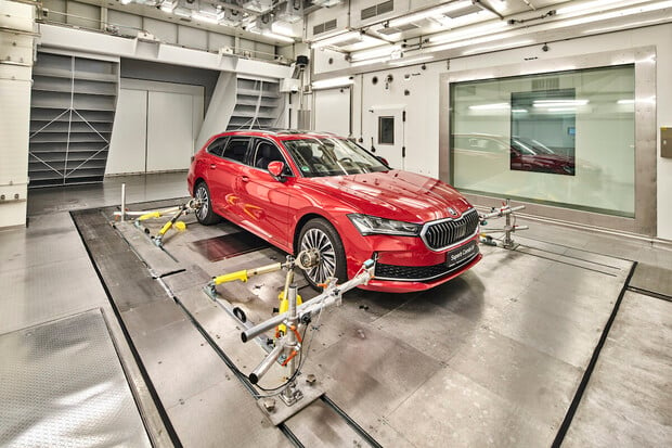 Škoda Auto otevírá Simulační centrum pro pokročilé testování vozů, včetně EV