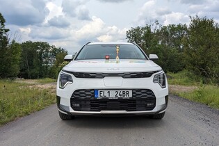 Na EcoRace 2024 jsme vyrazili s vozem Kia Niro EV a přivezli pohár