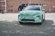 Test Behind the wheel of a camouflaged Skoda Elroq. It drives like back then, but you don't recognize it - First driving impressions