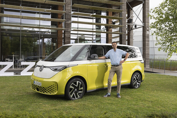 Projeli jsme prodloužený Volkswagen ID. Buzz LWB