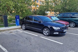 Nové pomalé nabíječky PRE v Centru Černý Most spalovací auta nezablokují
