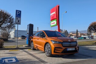 Jak rychle se nabíjí Škoda Enyaq RS s novou technikou?