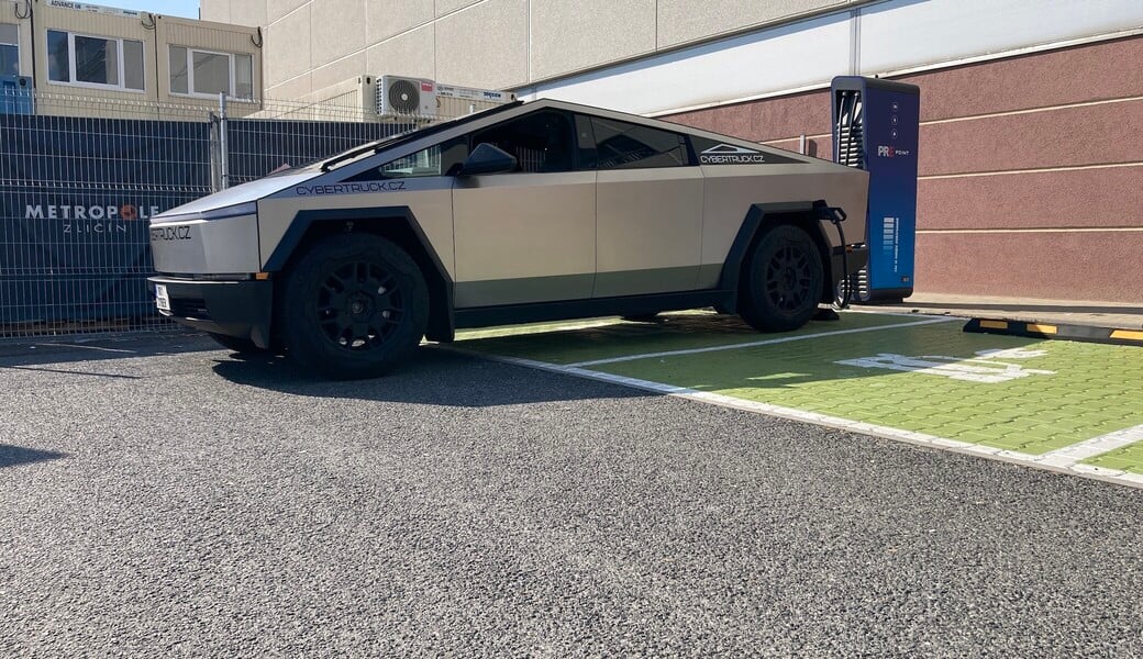 Tesla Cybertruck