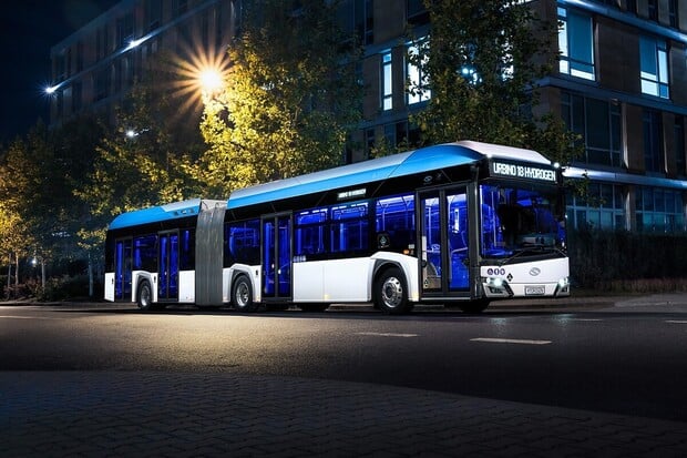 Titul Autobus roku míří poprvé k vodíkovému vozidlu