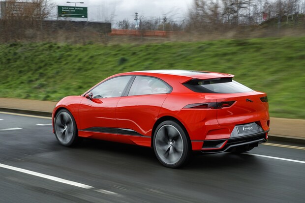 Jaguar pomocí aktualizace zvedl dojezd modelu I-PACE o 8 %. Musíte však do servisu