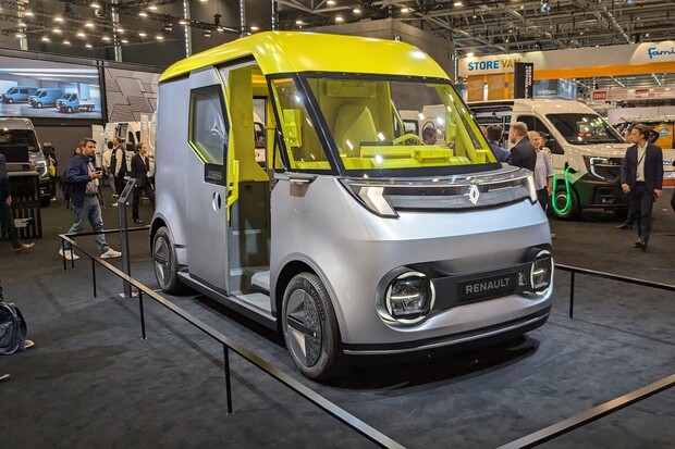 Renault Estafette, elektromobil pro pošťáka Pata