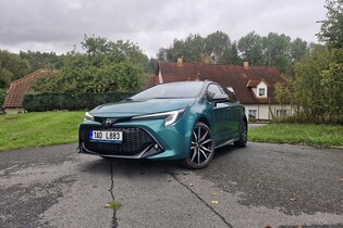 Toyota Corolla Touring Sports 2.0 Hybrid 200 (2024)