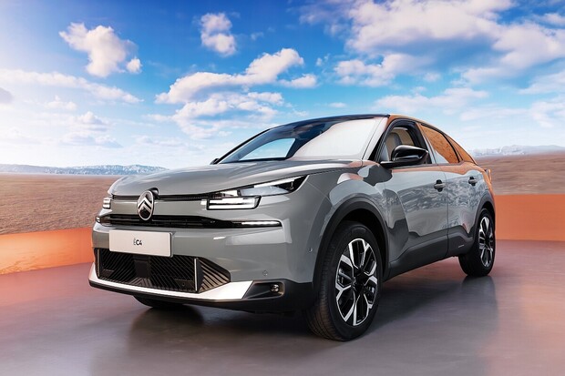 Citroën C4 po faceliftu. Nová tvář, staré hodnoty