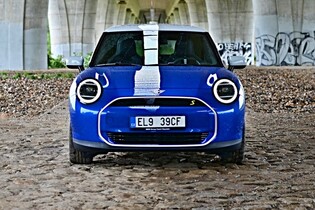 Mini Cooper SE (2024)