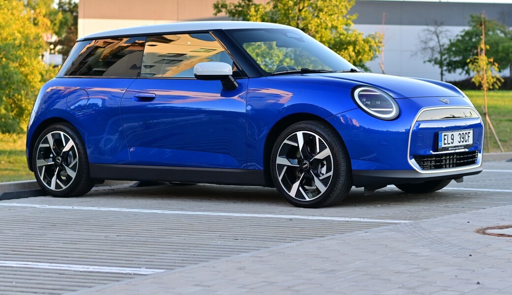 Mini Cooper SE (2024)