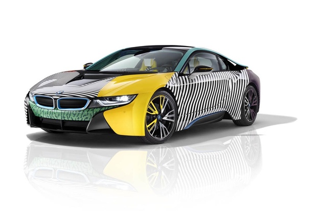 Futuristická BMW i3 a i8 byla konfrontována futurismem