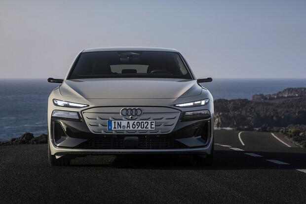 Nabídka motorizací Audi A6 e-tron se rozrostla směrem dolů